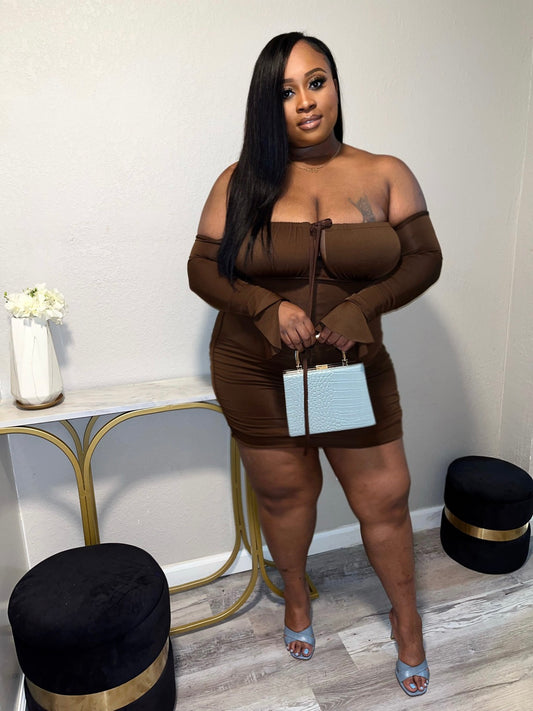Off shoulder tie up dress